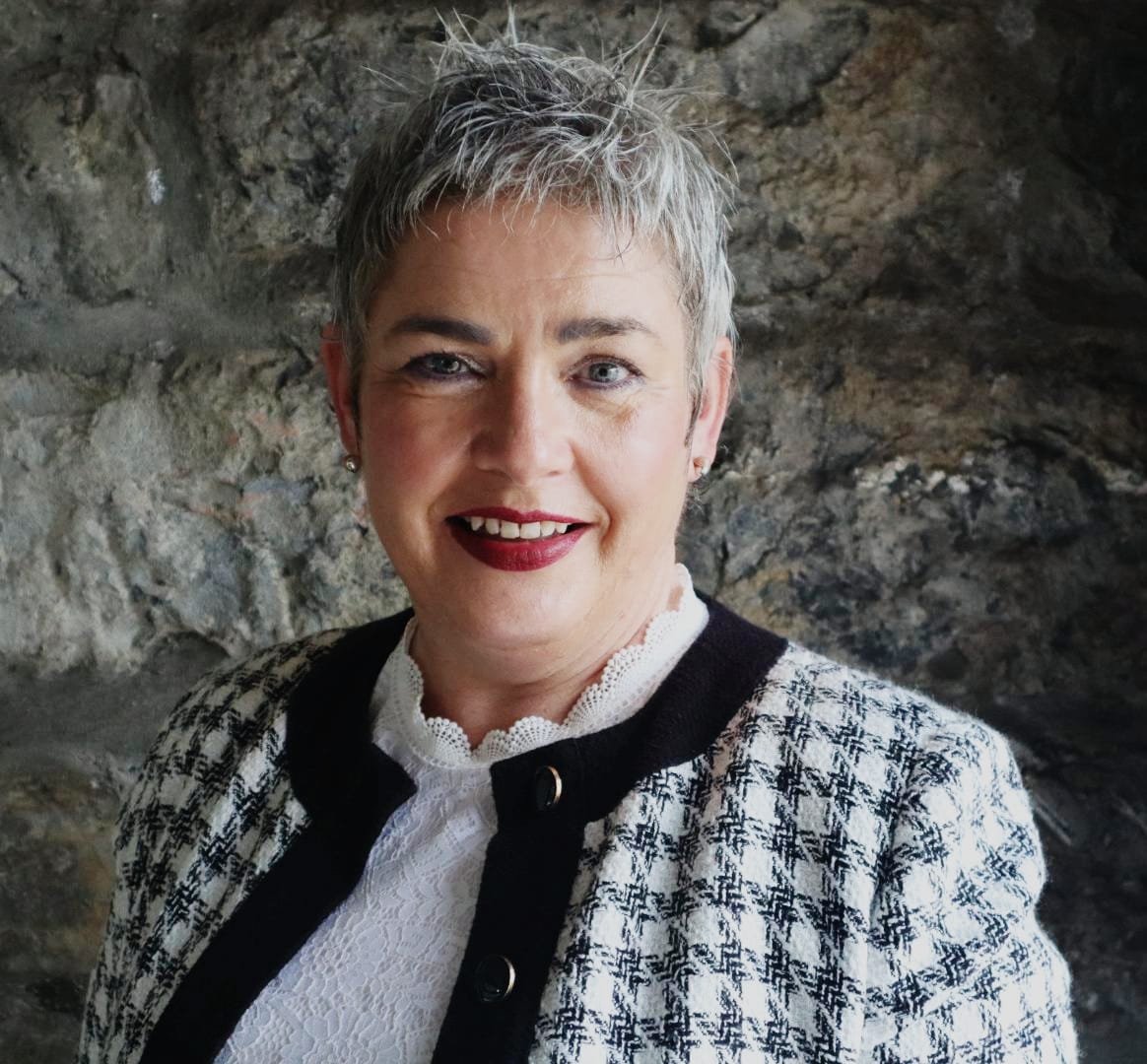 CAROLINE DALY - Senior Sales Agent